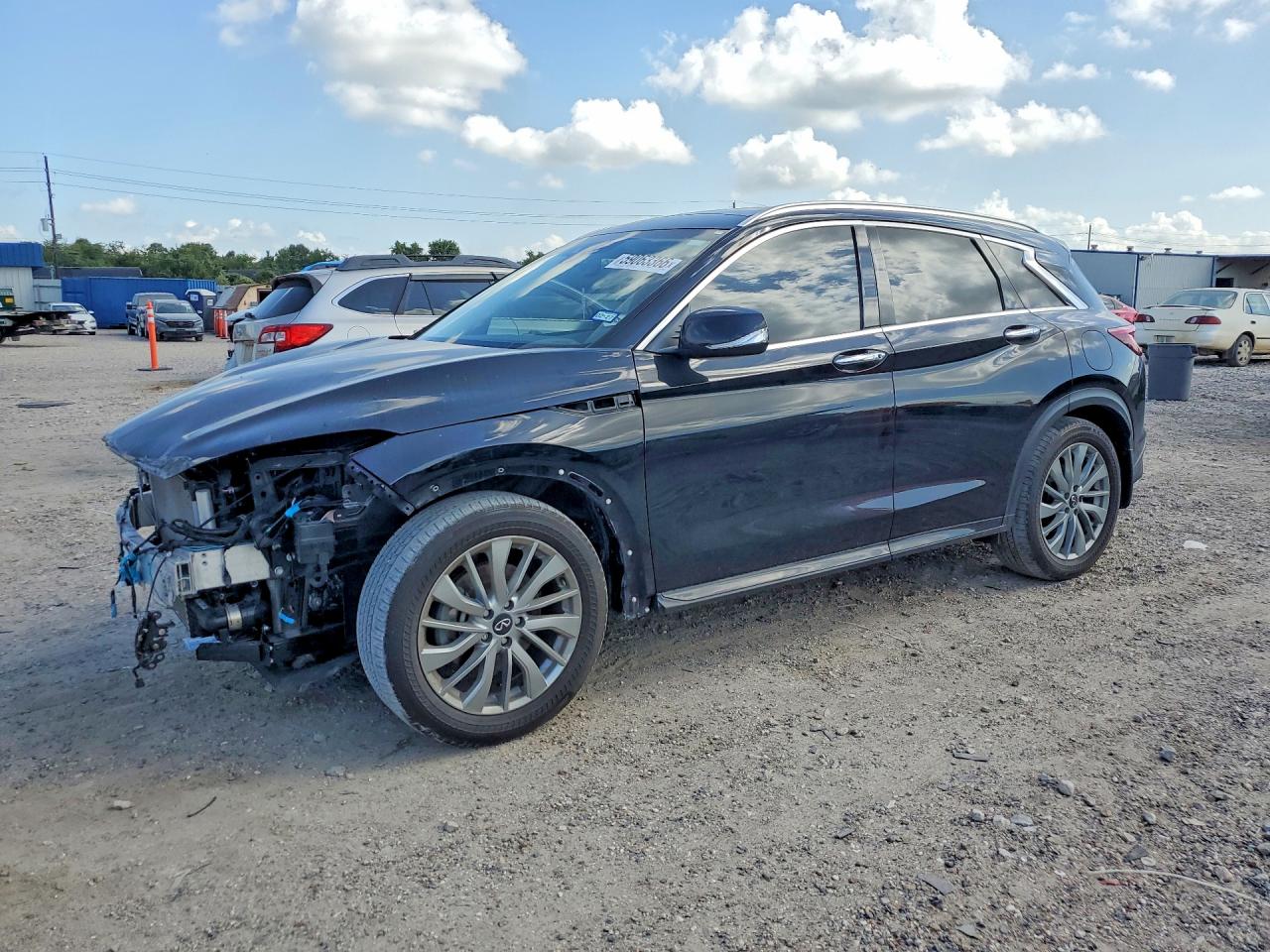 2023 INFINITI QX50 Luxe