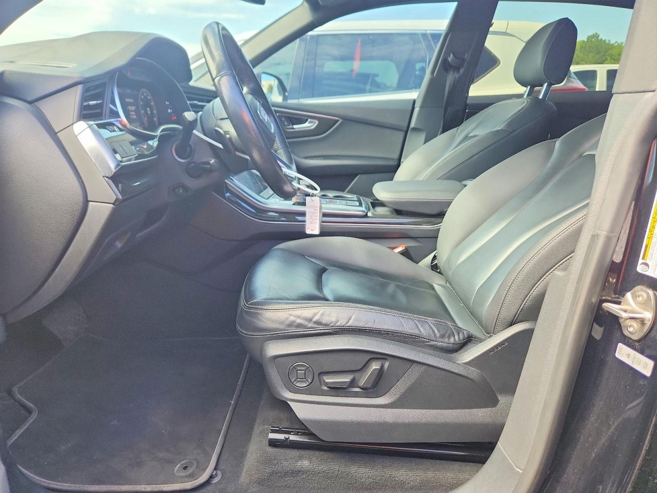 2019 AUDI Q8 Premium