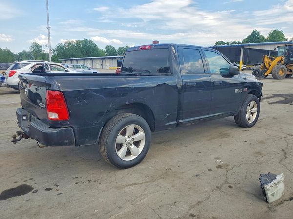 2014 RAM 1500 ST