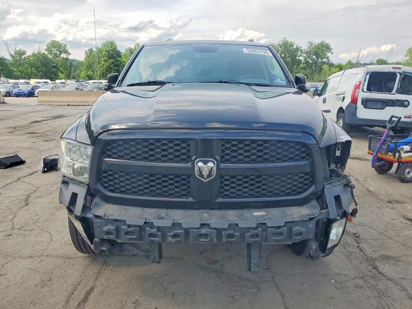 2014 RAM 1500 ST