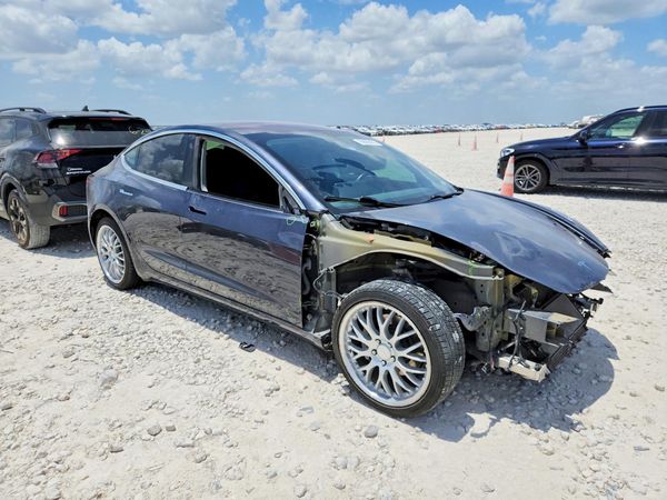 2019 TESLA MODEL 3