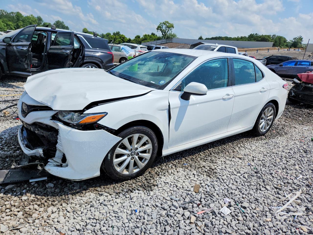 2019 TOYOTA CAMRY