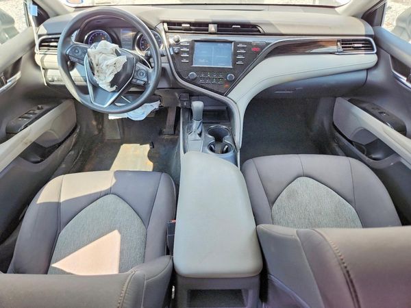 2019 TOYOTA CAMRY