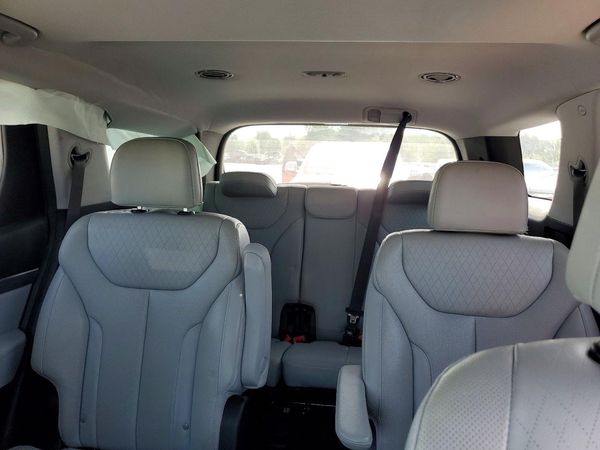 2021 HYUNDAI PALISADE SEL w/ Premium Pkg