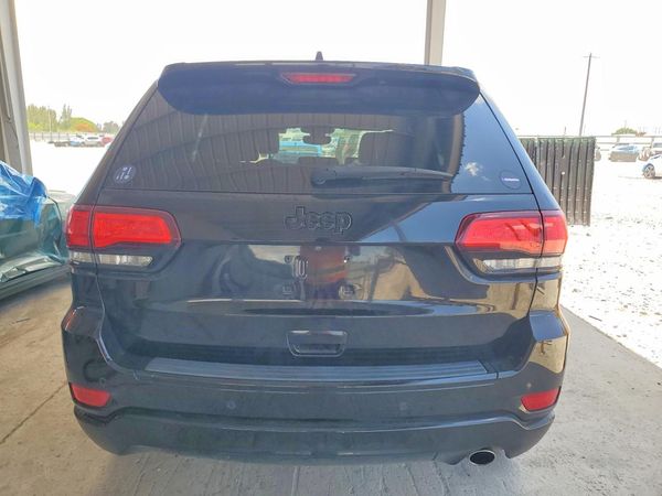 2018 JEEP GRAND CHEROKEE Laredo