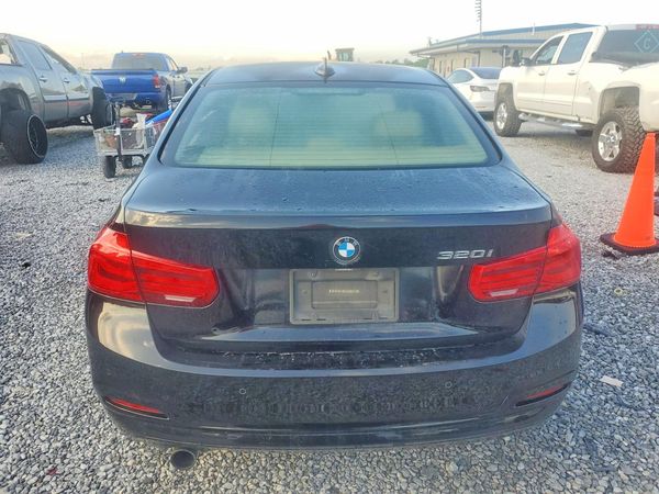 2016 BMW 320 SA