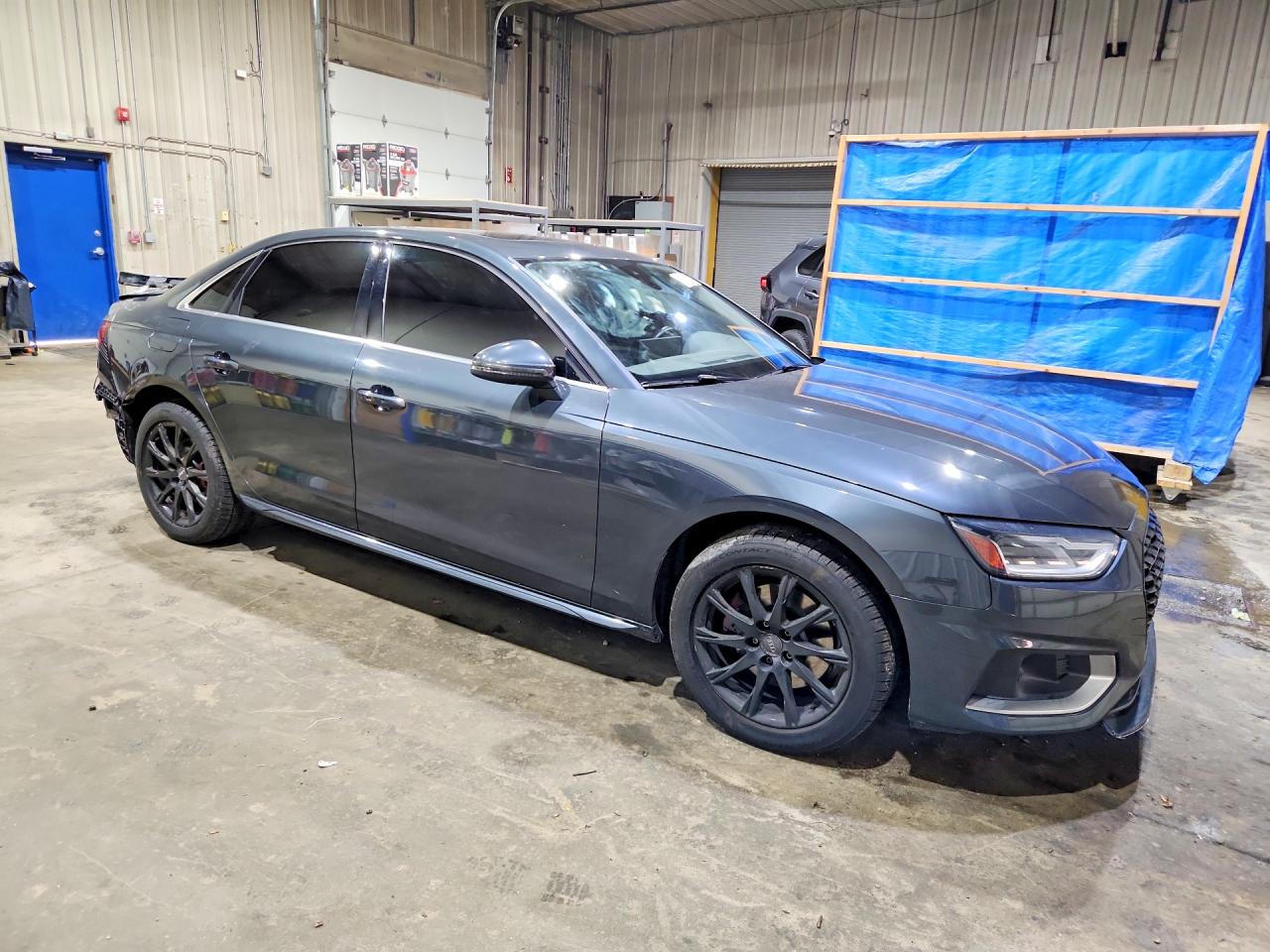 2021 AUDI A4 quattro Premium