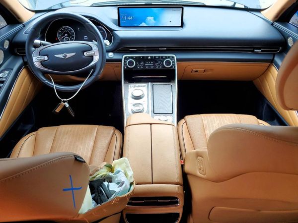 2024 GENESIS GV80
