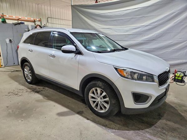 2017 KIA SORENTO L, LX