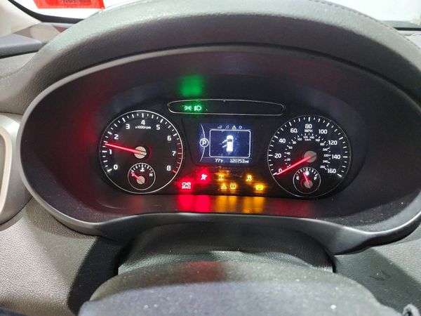 2017 KIA SORENTO L, LX