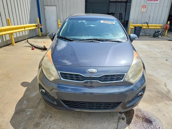 2013 KIA RIO 5-DOOR