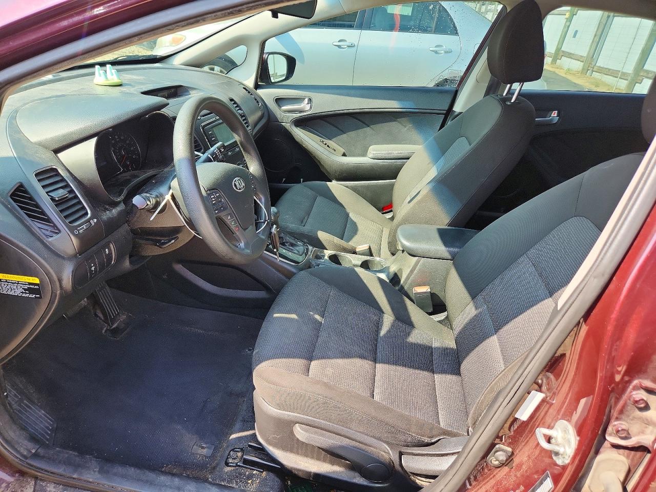 2018 KIA FORTE LX Base