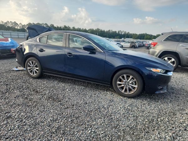 2022 MAZDA 3 Mazda3
