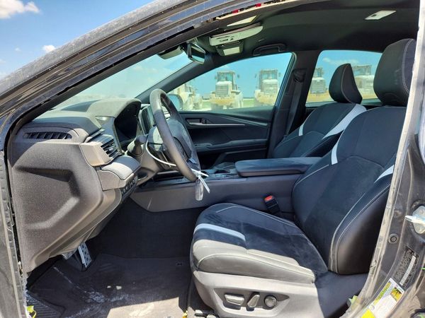 2026 TOYOTA CAMRY