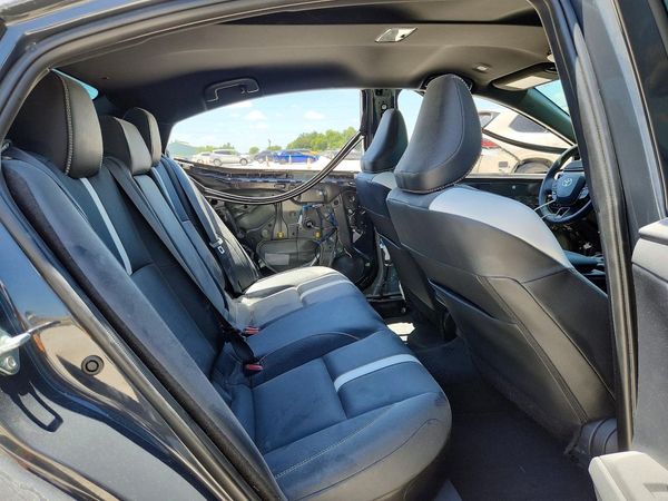 2026 TOYOTA CAMRY
