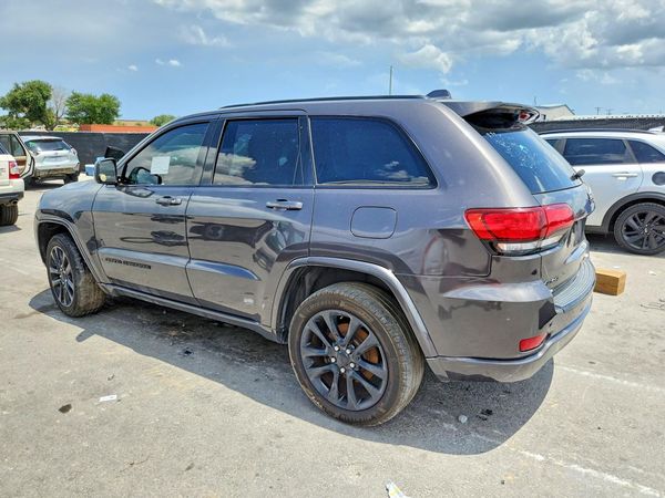 2018 JEEP GRAND CHEROKEE Laredo