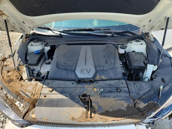 2024 KIA EV6 Light, Wind