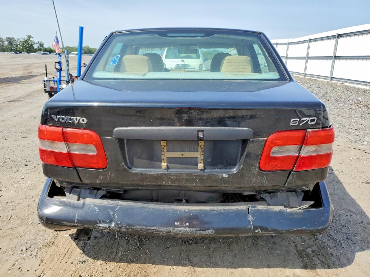 1999 VOLVO S70
