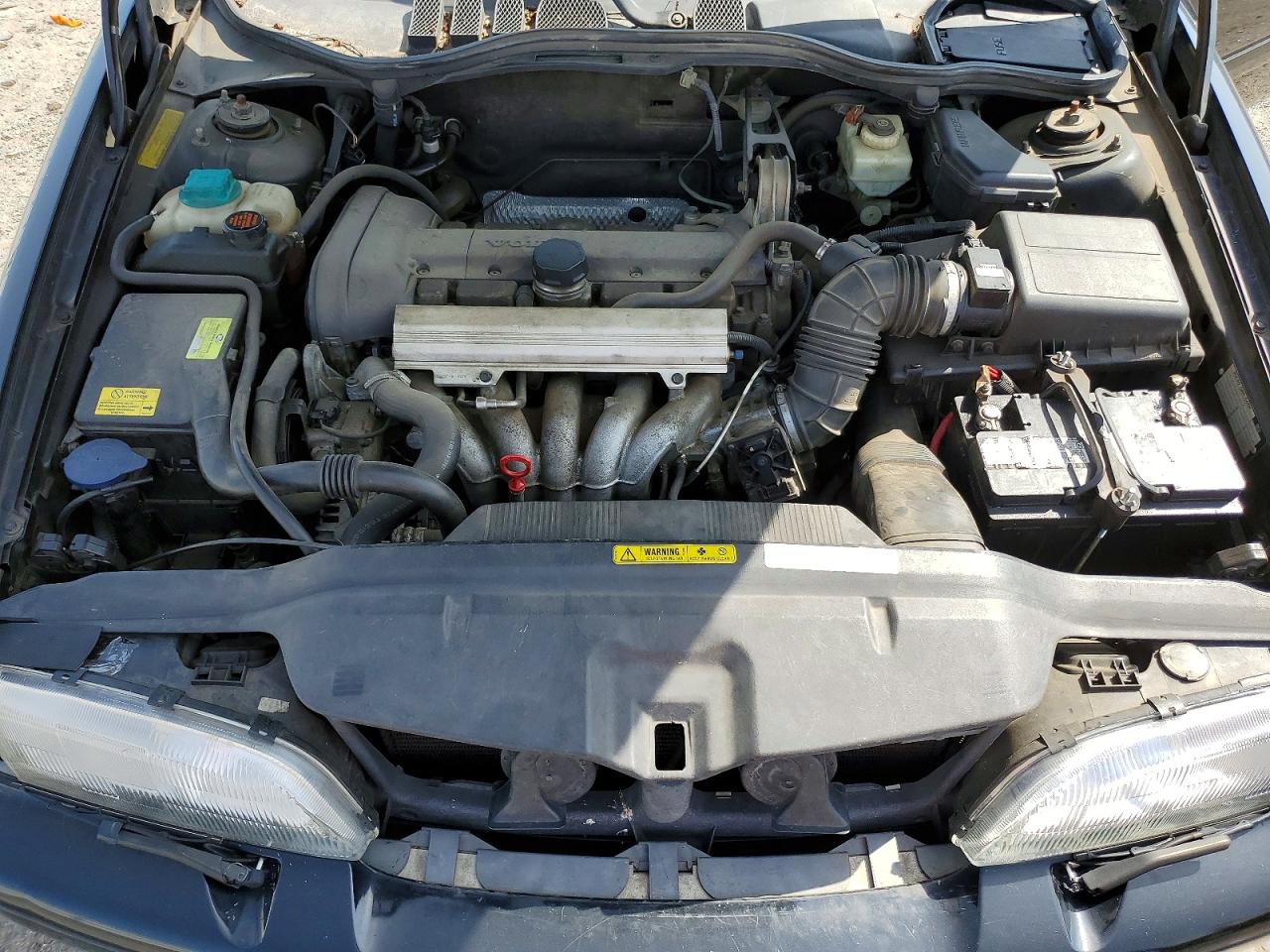1999 VOLVO S70