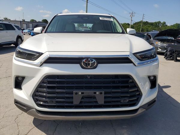 2026 TOYOTA GRAND HIGHLANDER HYBRID