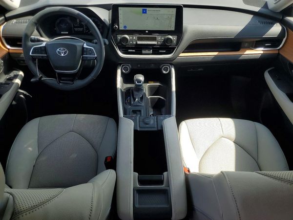 2026 TOYOTA GRAND HIGHLANDER HYBRID