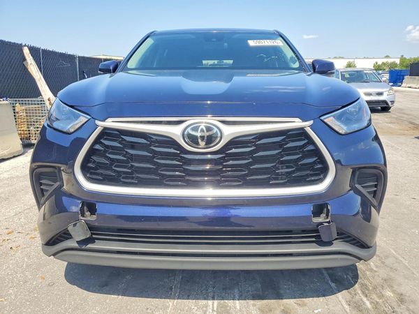 2022 TOYOTA HIGHLANDER L