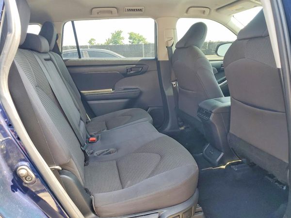 2022 TOYOTA HIGHLANDER L