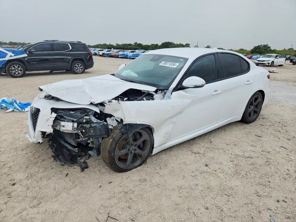 2017 ALFA ROMEO GIULIA RWD