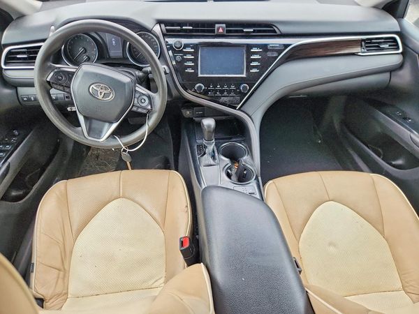 2018 TOYOTA CAMRY