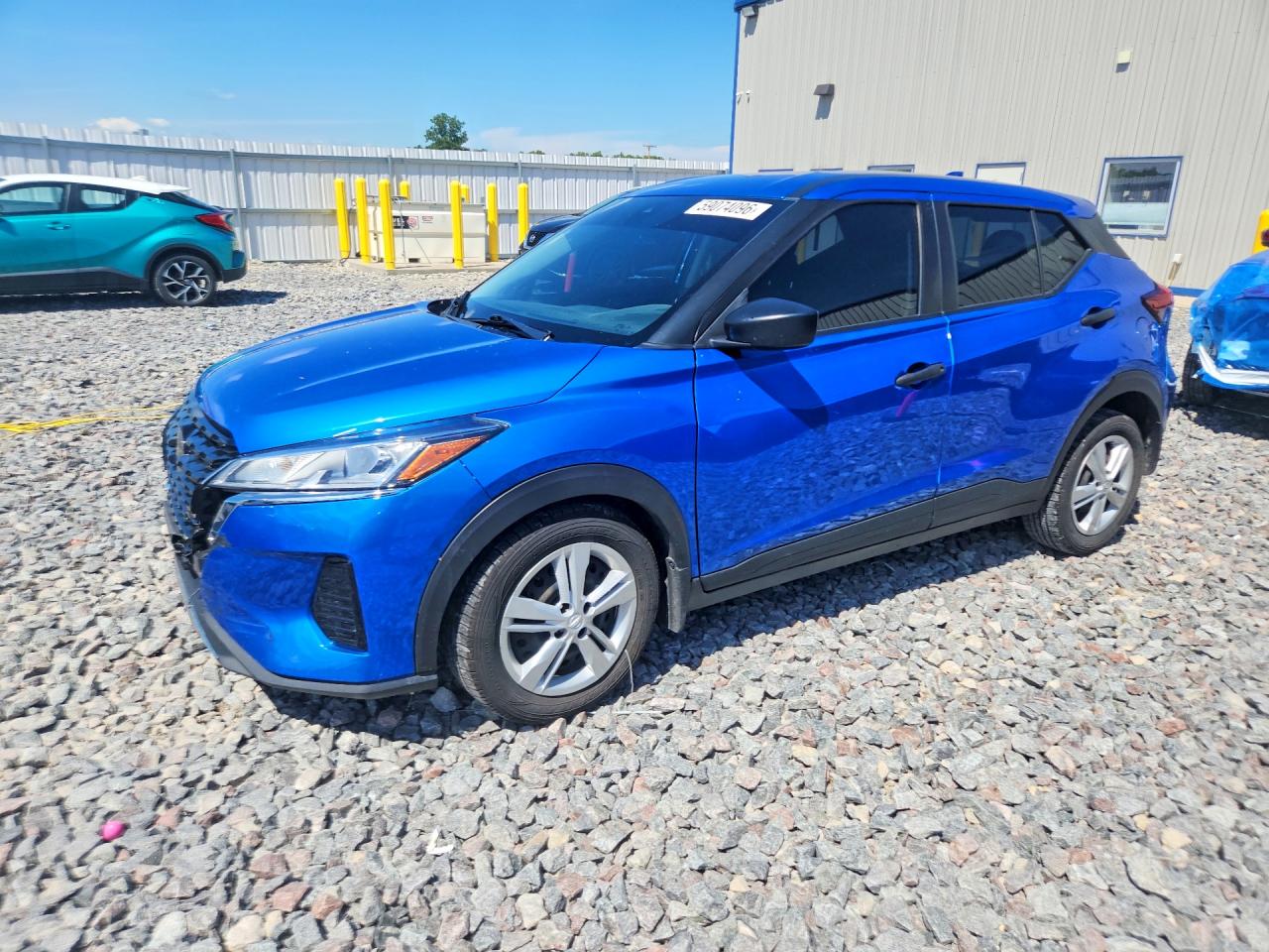 2021 NISSAN KICKS