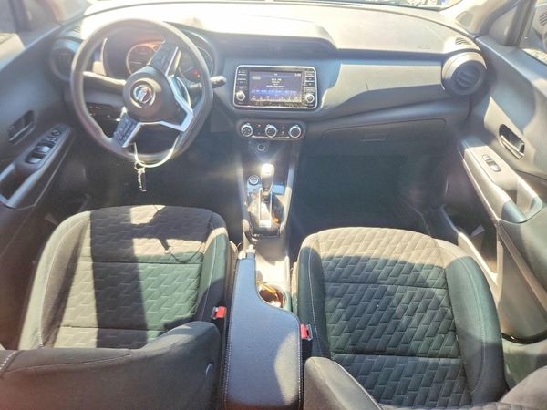 2021 NISSAN KICKS