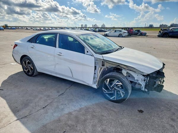 2025 HYUNDAI ELANTRA