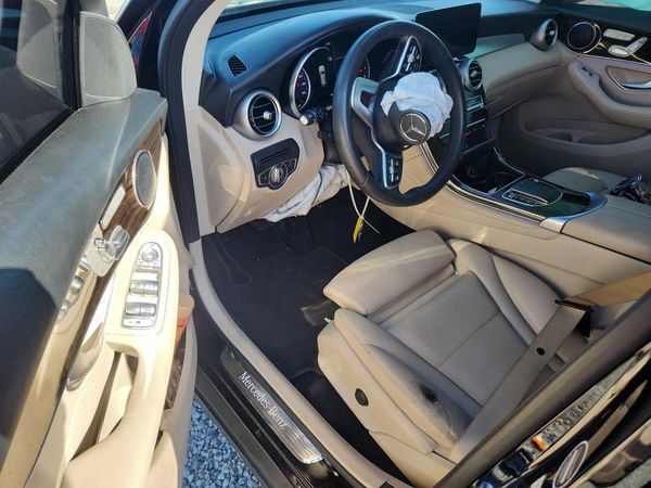 2021 MERCEDES-BENZ GLC GLC300