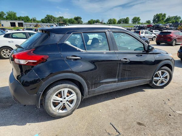 2019 NISSAN KICKS