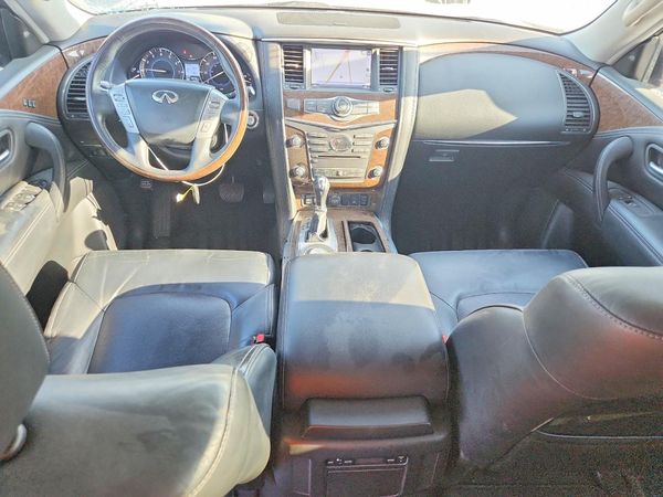 2016 INFINITI QX80