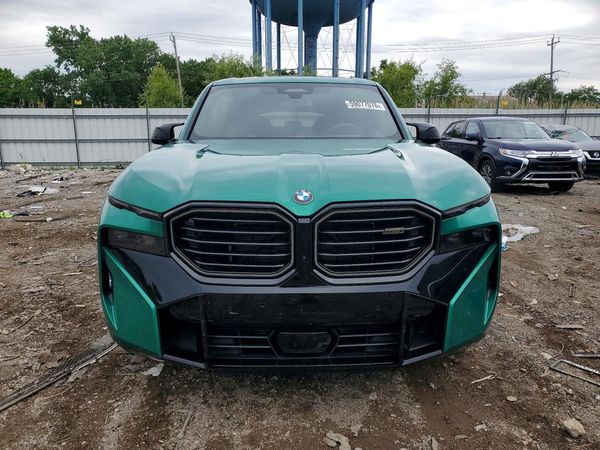 2025 BMW XM