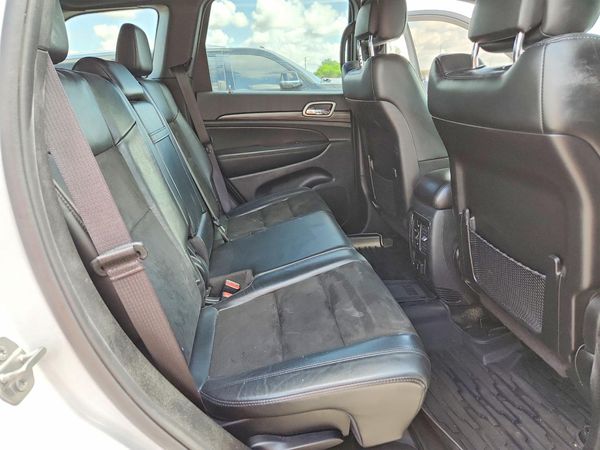 2021 JEEP GRAND CHEROKEE LAREDO 4X2