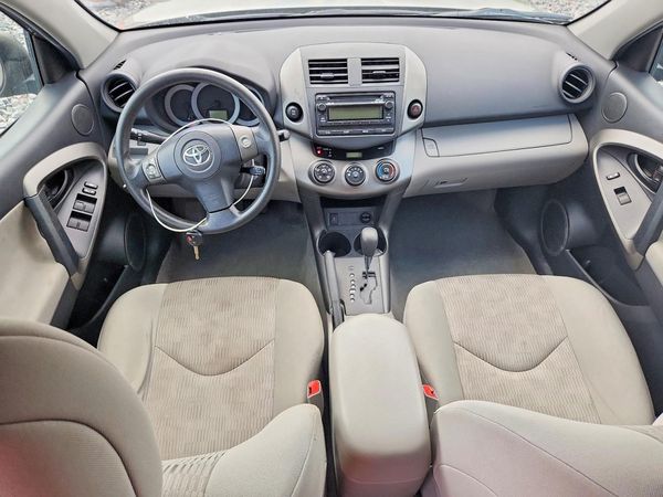 2012 TOYOTA RAV4 Standard