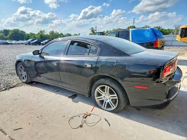 2013 DODGE CHARGER SE