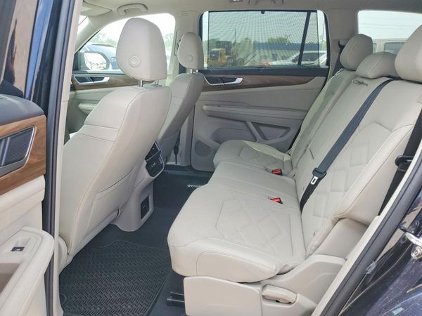 2025 VOLKSWAGEN ATLAS SE