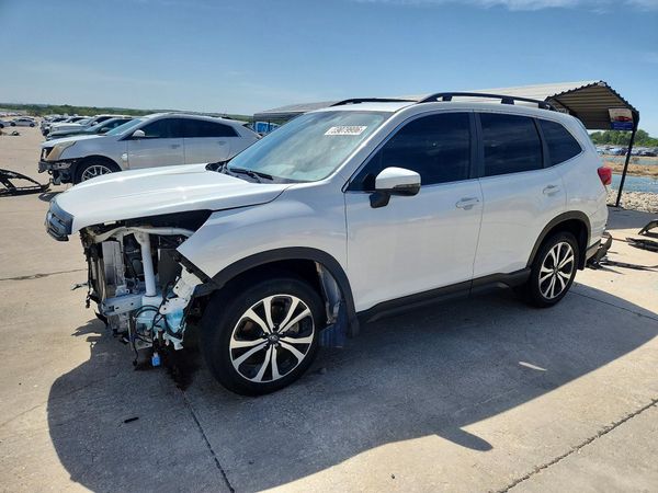 2024 SUBARU FORESTER Limited