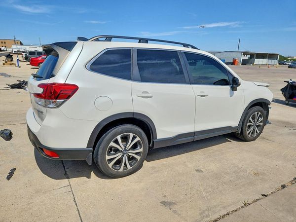 2024 SUBARU FORESTER Limited