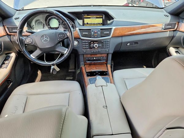 2010 MERCEDES-BENZ E E350