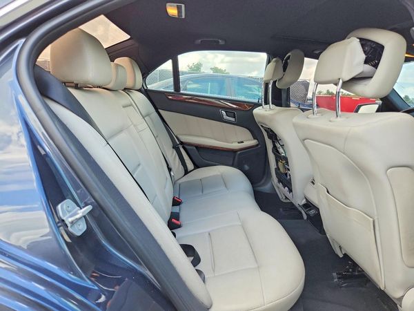 2010 MERCEDES-BENZ E E350