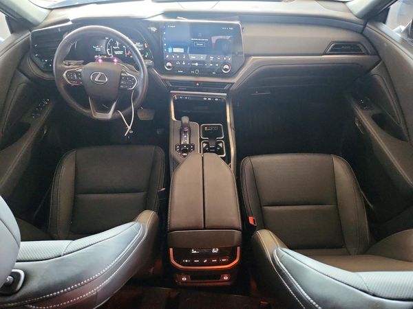 2026 LEXUS TX 350