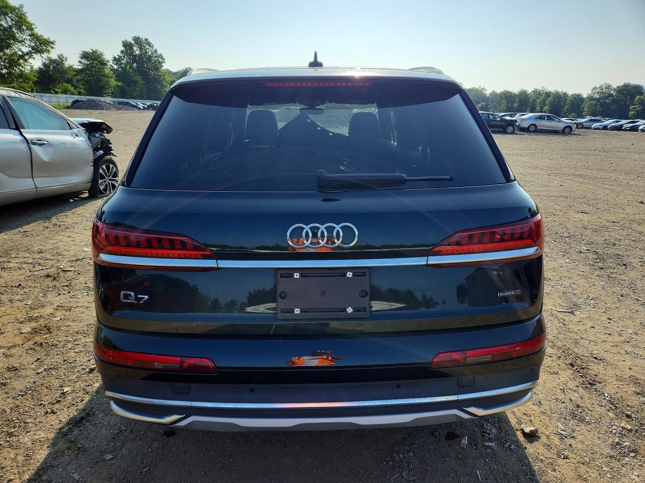 2022 AUDI Q7 quattro Premium
