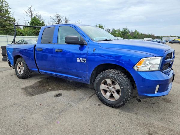 2017 RAM 1500 ST QUAD CAB 4X4
