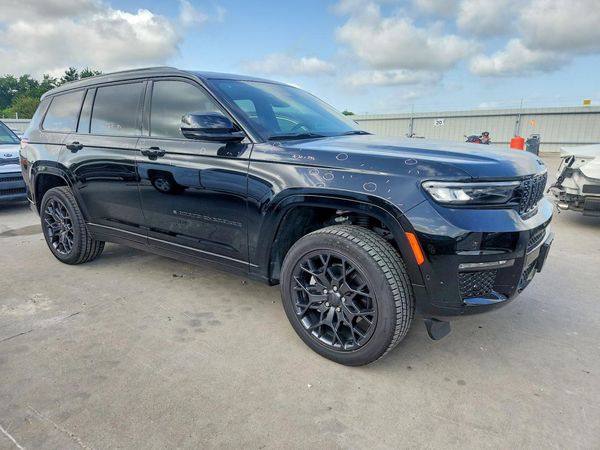 2025 JEEP GRAND CHEROKEE Summit