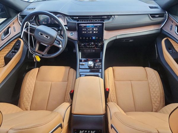 2025 JEEP GRAND CHEROKEE Summit