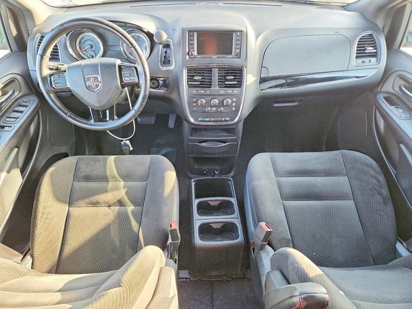 2019 DODGE GRAND CARAVAN SE